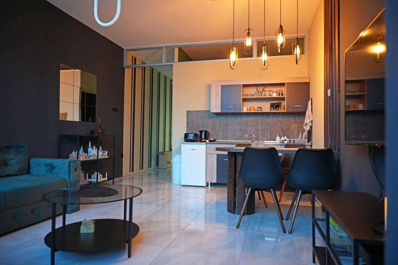 Black Diamond Nis Ngoại thất bức ảnh